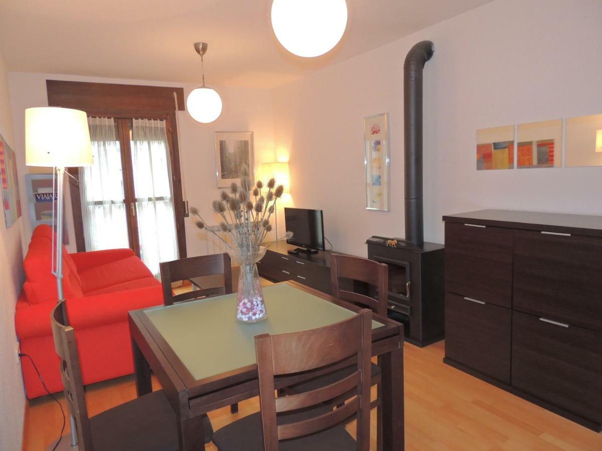 Apartamento Centrico Con Wifi En Biescas Exterior photo